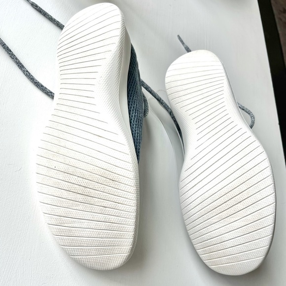 Allbirds Tree Runner Shoes. Blue-gray EUC - Picture 7 of 10